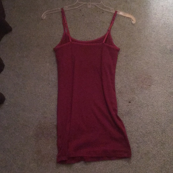 Maroon tank top - Picture 2 of 2